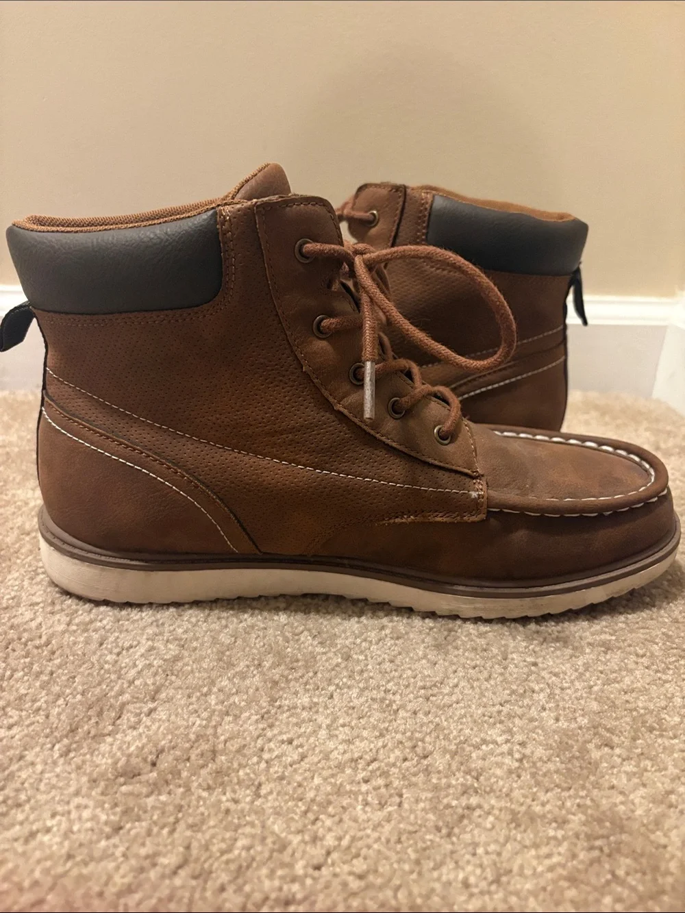 Boys Levi’s boots